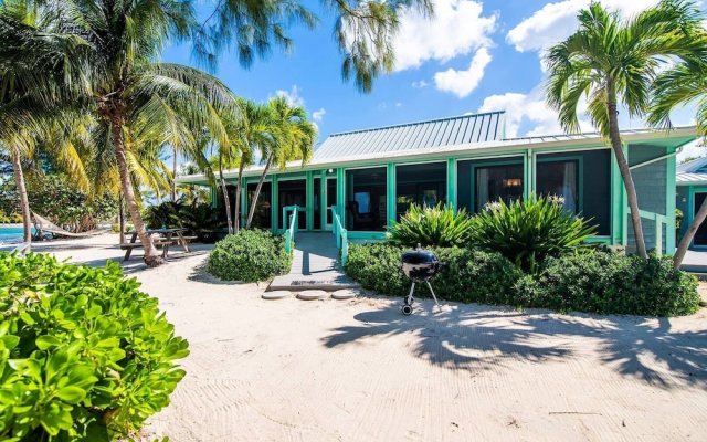 Fingertip by Grand Cayman Villas & Condos