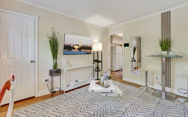 CH2 Quiet Capitol Hill 1-Bdr Apt