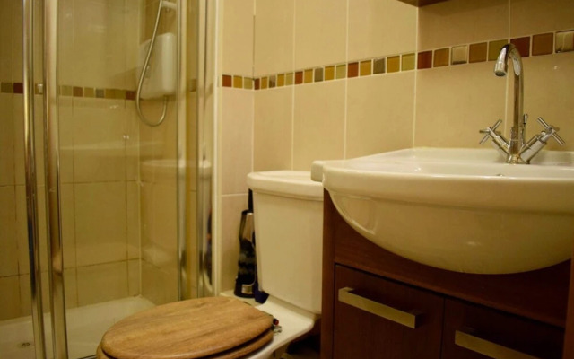 1 Bedroom Apartment In Ballsbridge