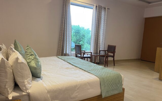 The White Oak Corbett Spa & Resort