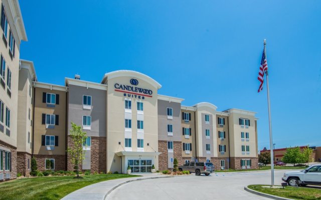 Candlewood Suites Columbia Hwy 63 & I-70