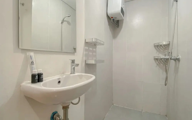 Comfy Studio At Lrt City Sentul - Royal Sentul Park Apartment