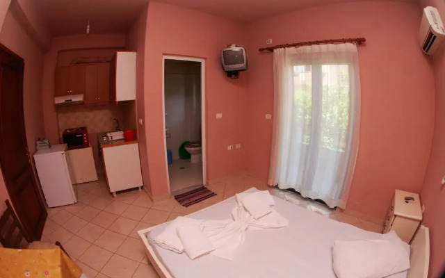 Tiku's Apartments