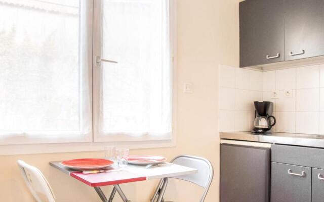 LE 12 CARNOT - Sérénité assurée dans ce grand studio