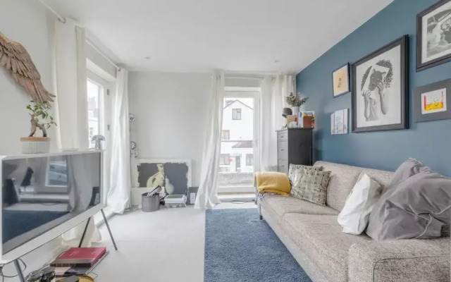 Sleek & Spacious 2BD Flat - Clapham