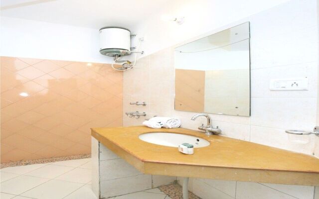 OYO 10985 Home Spacious 1BHK Barog