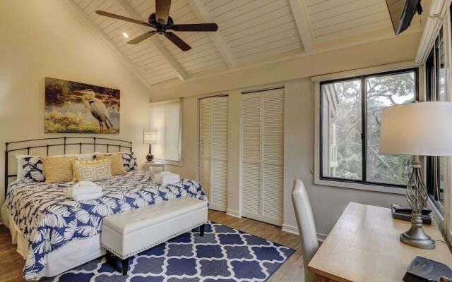 Night Heron 64 by RedAwning