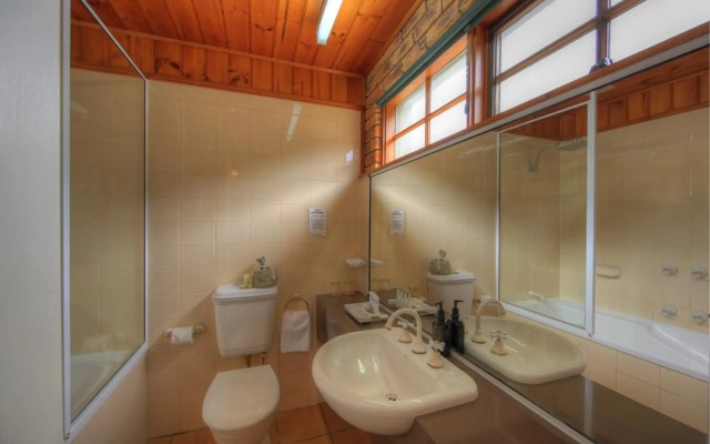 Stanley Village Waterfront Accommodation