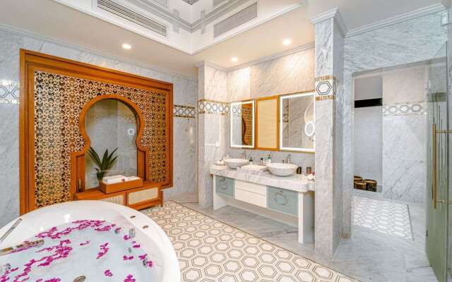 The Signature Collection by Hideaway