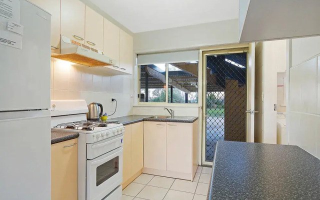 Grandeur Holiday Units