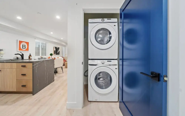 Serene Escapes Hollywood