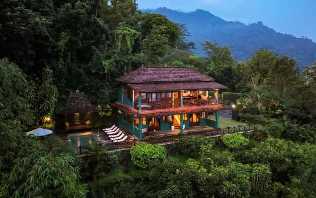 Villa Borobudur Resort