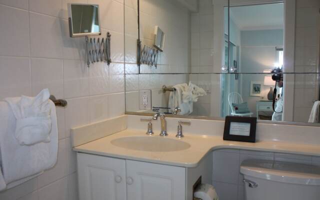 Jamaica Royale T31 - 2 Br Condo