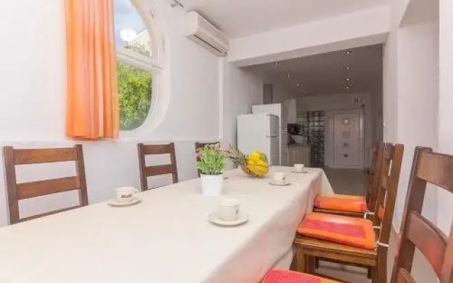 Apartments Ani