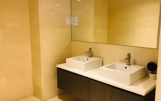 KL Skyline Hostel & Rooftop Infinity Sky Pool