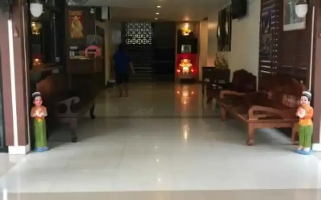 Baan Suanphet Resort