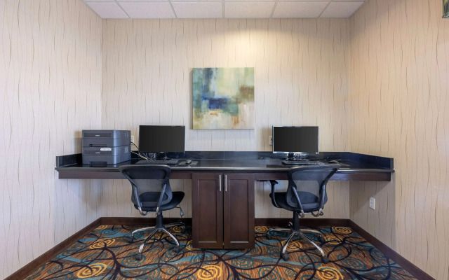 Best Western Plus Midland Suites