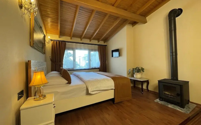Sakli Tas Konak Otel