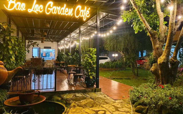 Huynh Gia Bao Hotel 2