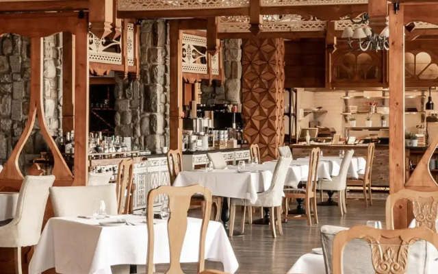 ARIES Hotel & SPA