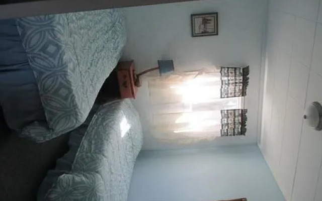 Makiebares Waterfront Accommodations