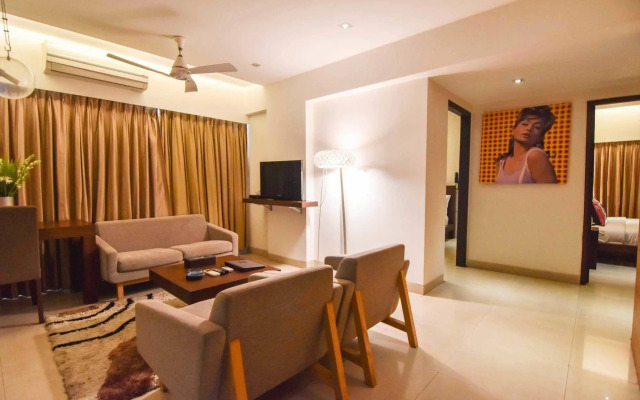 Landmark Suites