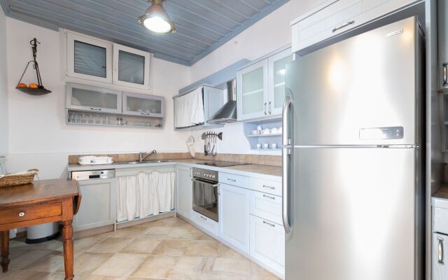 Mykonos Villas by Stylish Stays