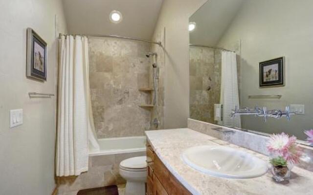 Placer Ridge Lookout Apartment