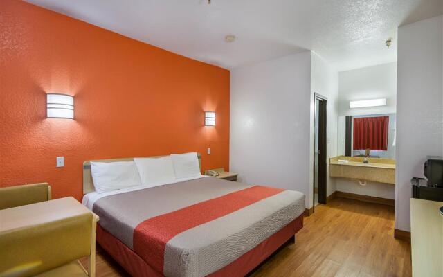 OYO Hotel Houston/Humble - IAH Airport / HWY 59