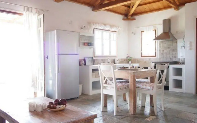 Lithea Villas and Studios by the Sea