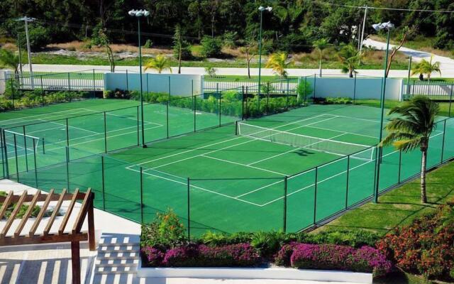 MareAzul Apartment 631 by Realty Group