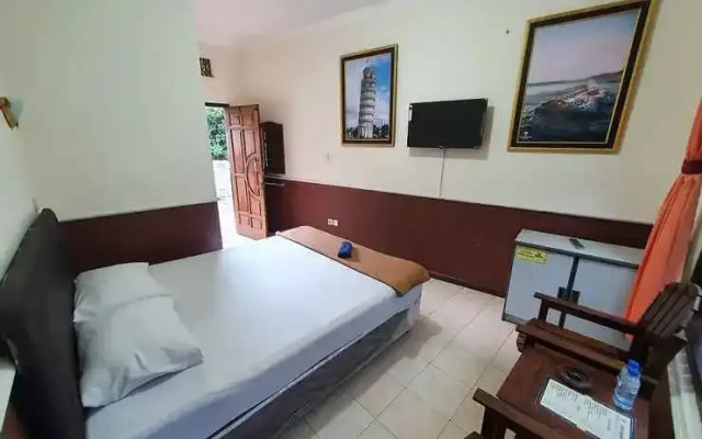 Hotel Panorama Wisata Air Terjun Coban Rondo