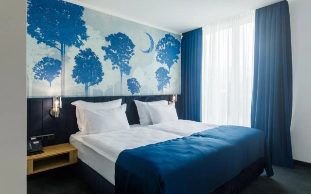 Blue Star Luxury Hotel