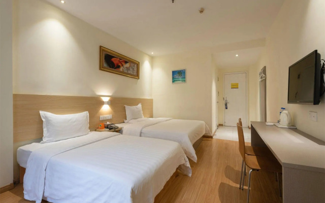 7 Days Inn Foshan Temple Baihua Squrare Branch