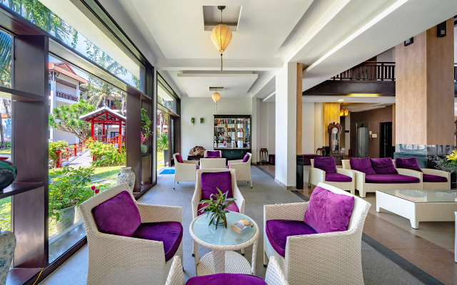 River Beach Resort and Residences