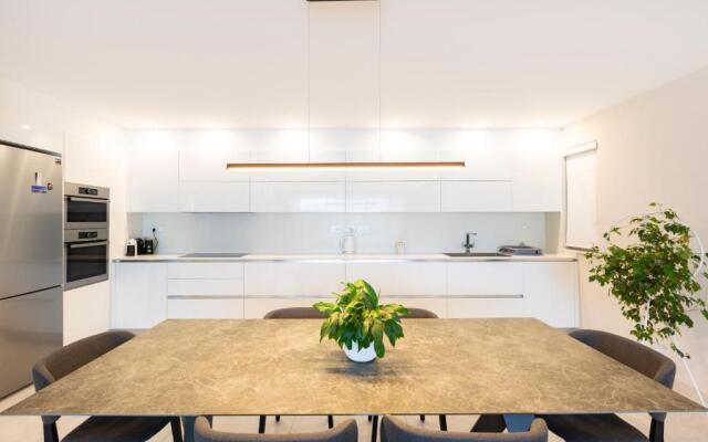 NGH12 - Lovely, spacious 2 bedroom apartment.
