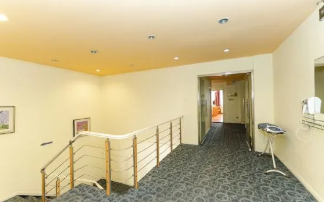 Bengbu Le 8 Hotel Chain (Baolong City Plaza)