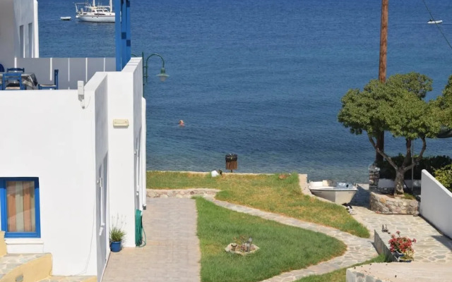 Elli Bay
