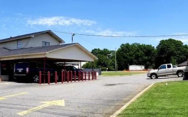 Continental Inn & Suites Conway