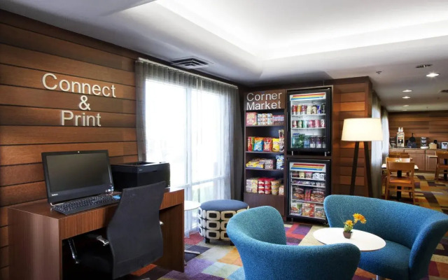 Comfort Inn & Suites Phoenix North / Deer Valley