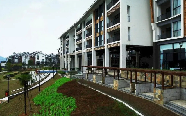 Arcadia Resort