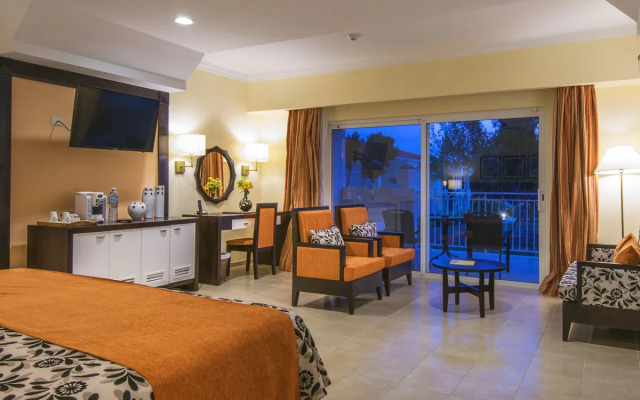 Hotel Playa Pesquero Premium All-Inclusive