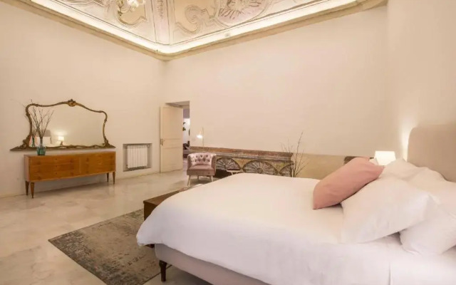 Casa Degli Affreschi a Palazzo Lungarini by Wonderful Italy
