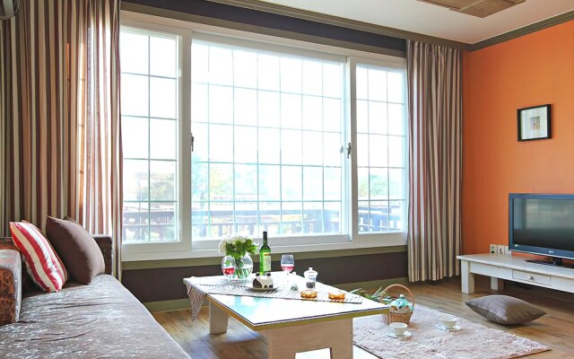 Gyeongju Orsay Pension