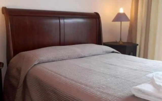 OYO Lonsdale Guest House