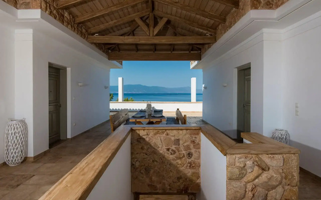 Amelia Villa Collection