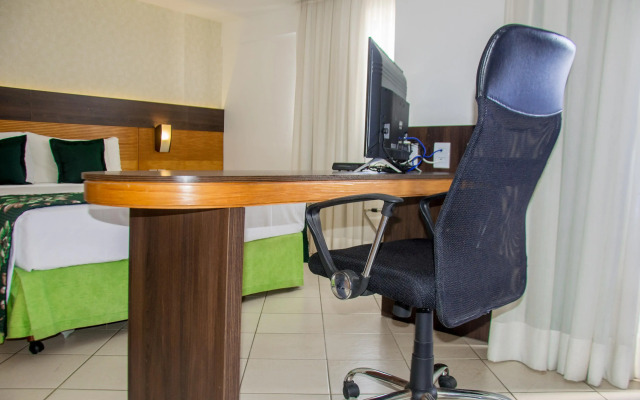 Quality Hotel And Suites Natal