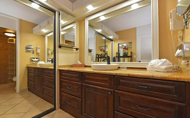 Maui Kaanapali S #b133 Studio Bedroom Condo by RedAwning