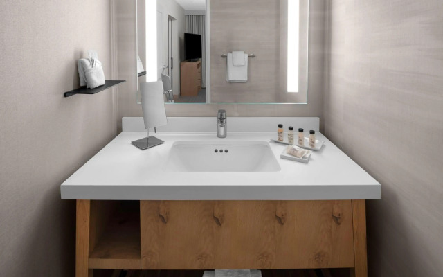 Delta Hotels by Marriott Santa Clara