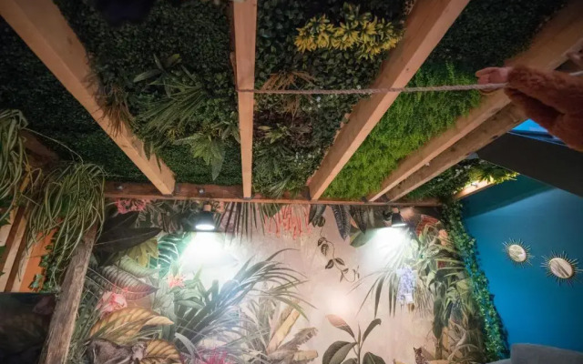 JUNGLE ROOM évadez vous cosy luxe gare autoroute